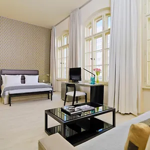 H10 Ku'damm Lofts Hotel apartamentowy