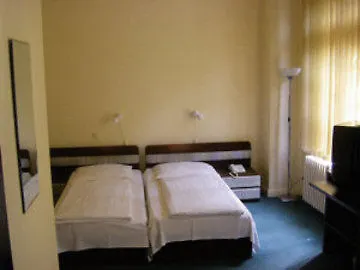 Queens Park Hotel Berlin 3*,